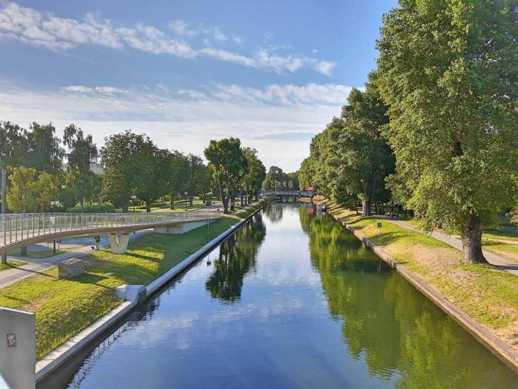 Piekny Apartament Z Widokiem Na Jezioro Niegocin Apartman Giżycko Kültér fotó